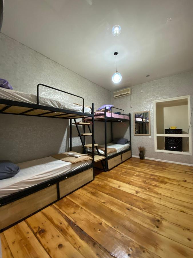Traveler hostel Tbilisi Eksteriør bilde